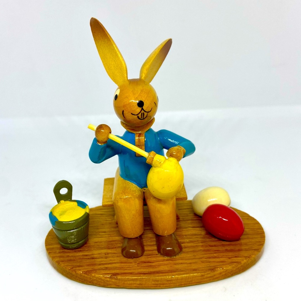 VEB HOLZWAREN GAHLENZ Easter Bunny Rabbit Painting Eggs German Wooden Figurine